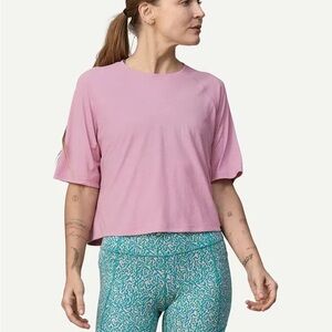 Patagonia Women's Capilene Cool Trail Cropped Shirt Lilac Pink Women's Top, L